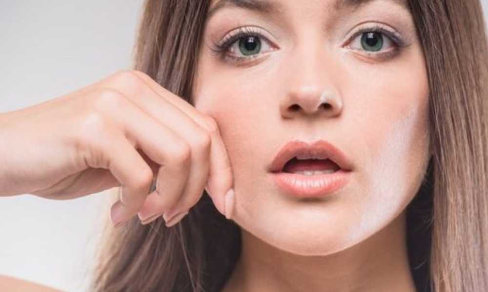 خطوات حقن الهيالورونيك لتسمين الخدود 