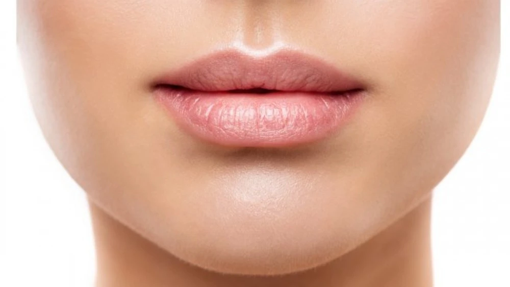 تجربتي في ازالة سواد الشفايف وأهم 5 نصائح 3 نصائح لتجنب سواد الشفايف