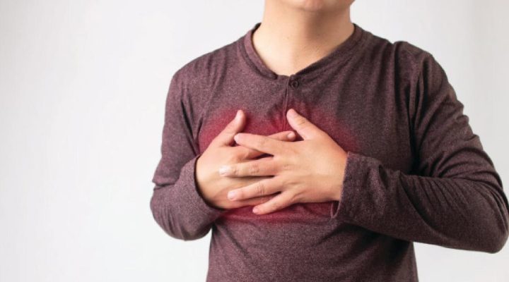 الم الثدي عند الرجال