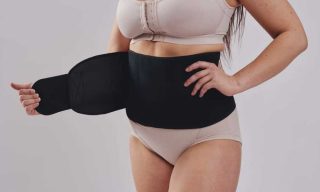 ماذا أرتدي بعد عملية شد البطن؟